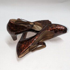 Marc Fisher Kismet Size 8 Leopard Print Strap Heels‎